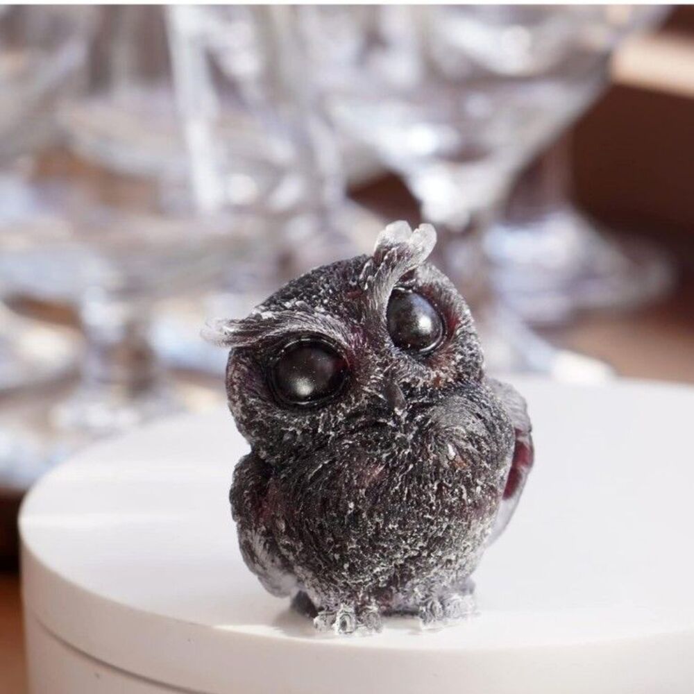Owl display piece black